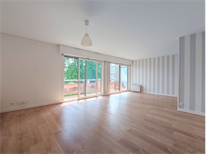 appartement à la location -   27000  EVREUX, surface 95 m2 location appartement - APR703896